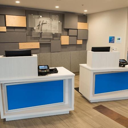 Holiday Inn Express & Suites - Louisville N - Jeffersonville By Ihg Eksteriør billede