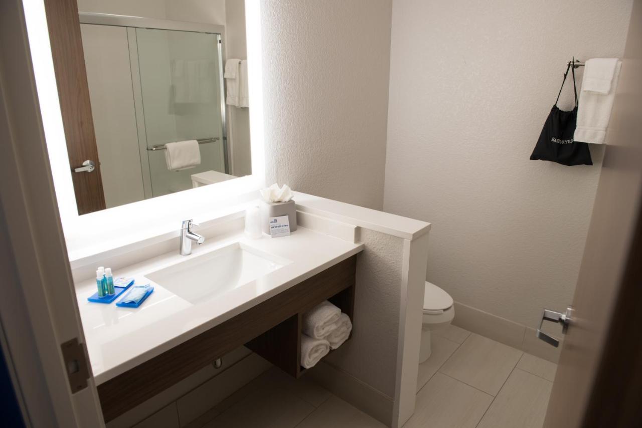 Holiday Inn Express & Suites - Louisville N - Jeffersonville By Ihg Eksteriør billede